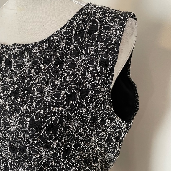 J.T.B. Top - Picture 2 of 4